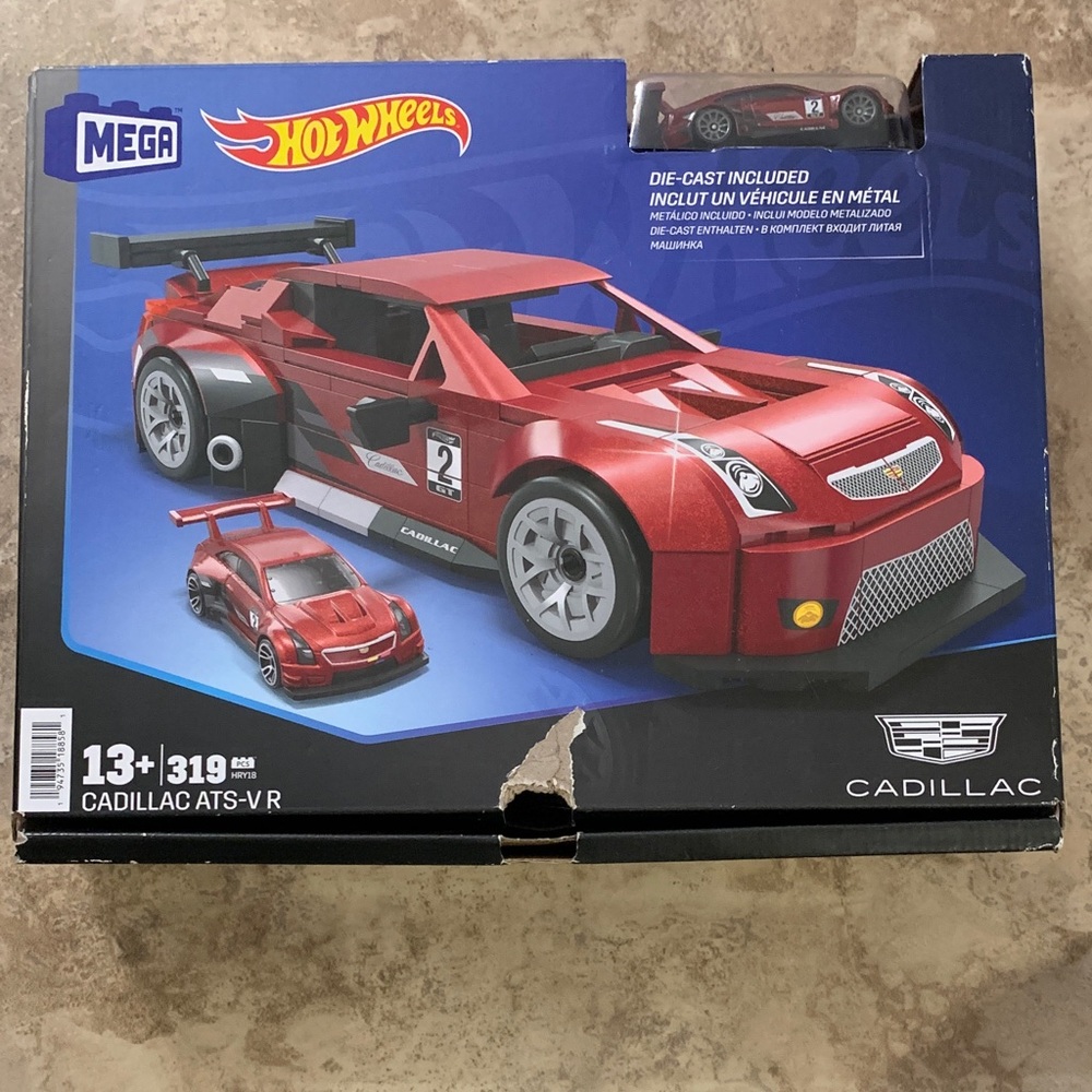 Hot Wheels Mega NEW Cadillac ATS-V R Building Set - Red 319 pcs